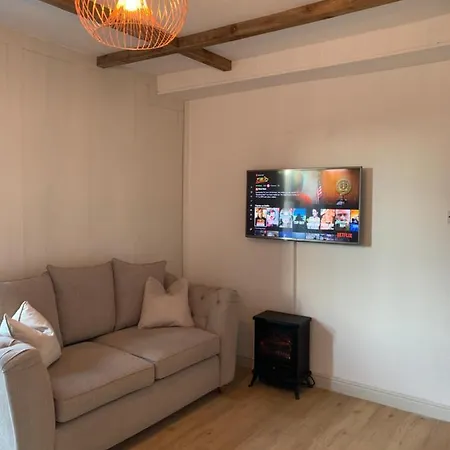Cosy 1St Floor Flat - Kendal Lake District With Bike Storage Exterior photo