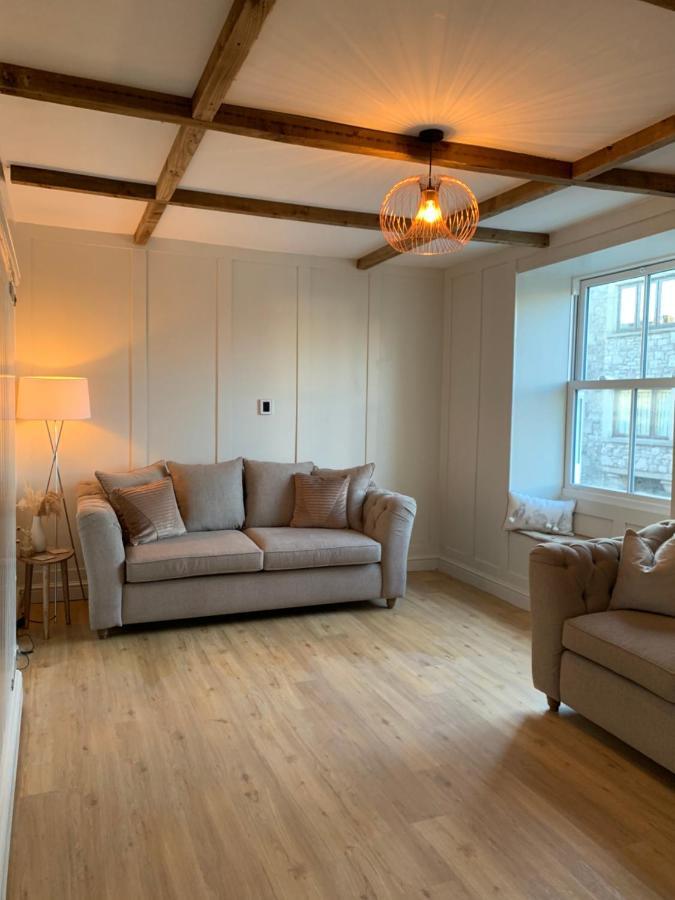 Apartment Cosy 1st Floor Flat - District With Bike Storage *