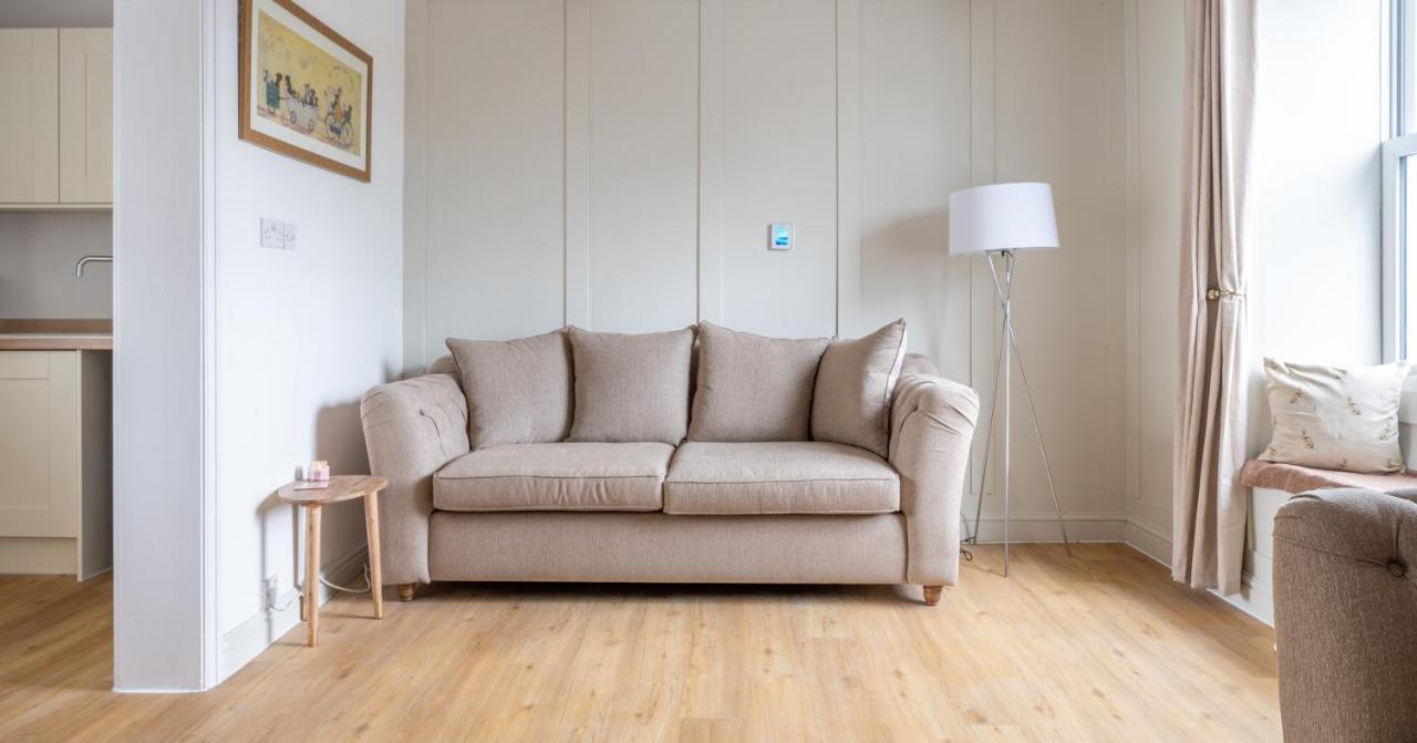 Cosy 1st Floor Flat - District With Bike Storage