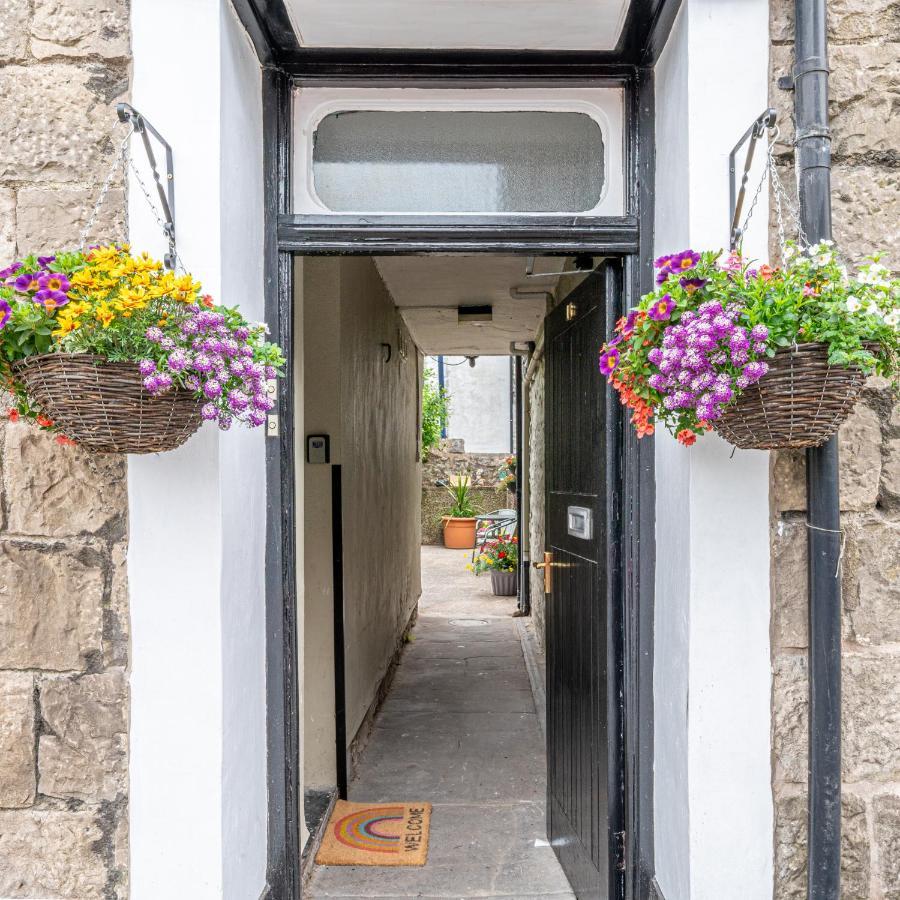 Cosy 1st Floor Flat - District With Bike Storage